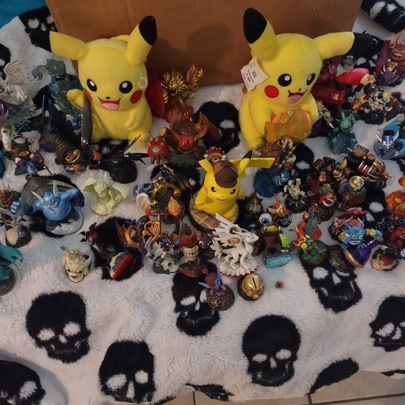 Skylanders Trap Team By Activision And Amiibo
